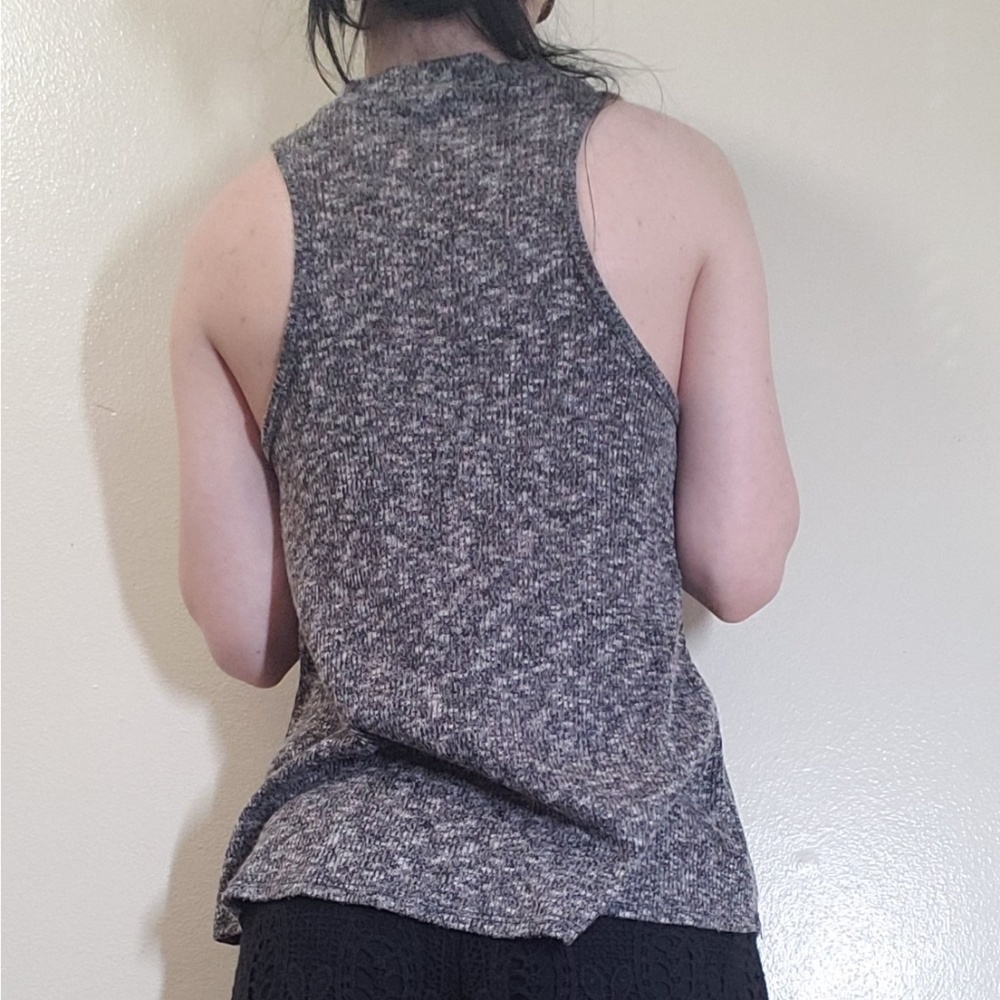 Gray high neck top - Picture 2 of 2